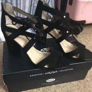 CIRCUS by Sam Edelman Cross Strap Black Heels
